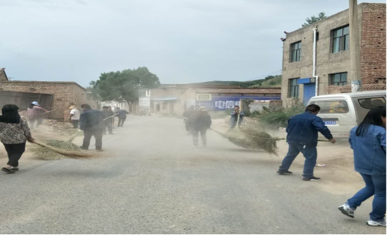 以&ldquo;慶七一&rdquo;為載體，物產(chǎn)工投公司黨委將&ldquo;黨的建設重點強化年&rdquo;活動向基層延伸