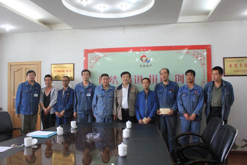 青海物產(chǎn)集團(tuán)黨委開(kāi)展慶祝建黨95周年，走訪慰問(wèn)